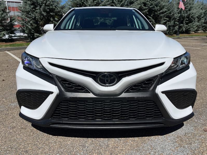 Used 2023 Toyota Camry SE image 29