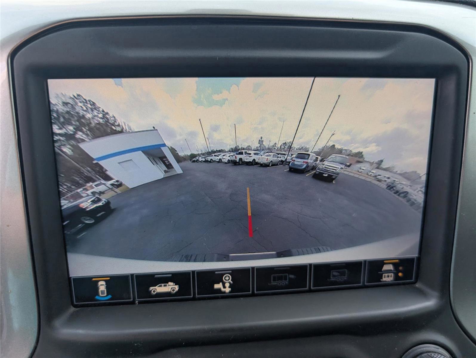 Used 2020 Chevrolet Silverado 2500 LTZ w/ LTZ Convenience Package image 19