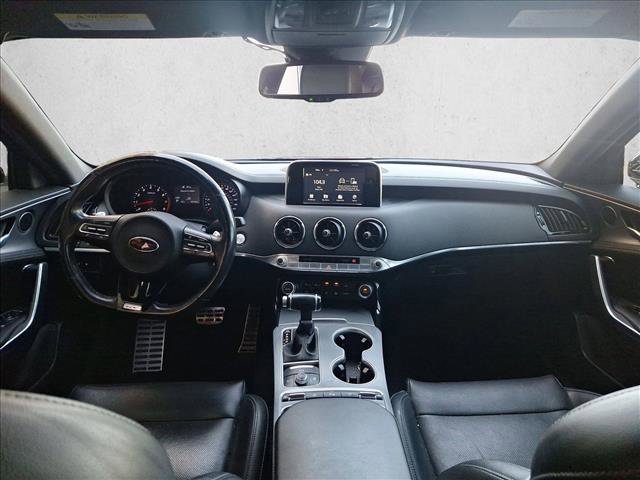 Used 2021 Kia Stinger GT image 16