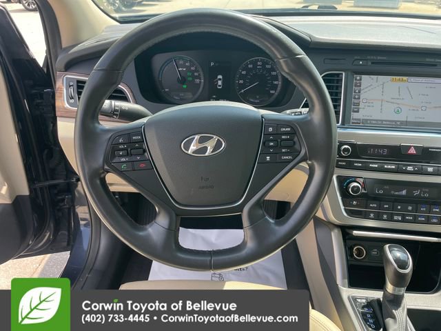 Used 2017 Hyundai Sonata Limited w/ Ultimate Package 02 FWD image 21