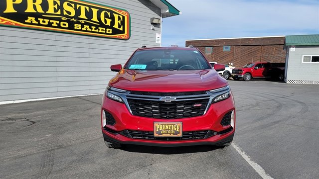 Used 2022 Chevrolet Equinox RS w/ RS Leather Package image 2