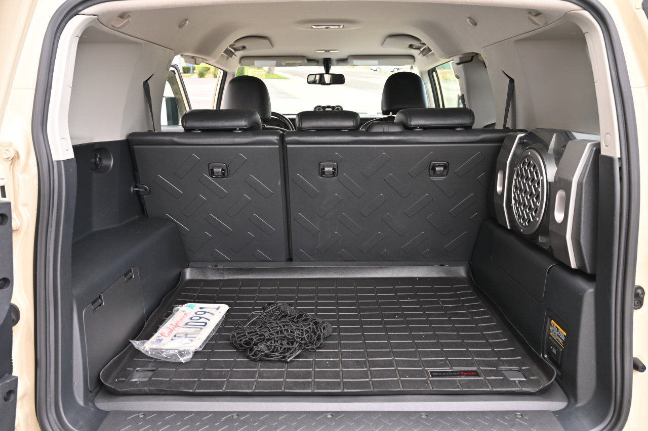 Used 2010 Toyota FJ Cruiser 4WD image 28