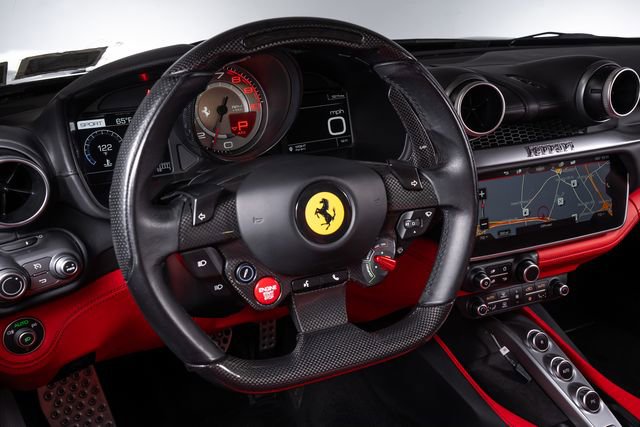 Used 2019 Ferrari Portofino RWD image 36