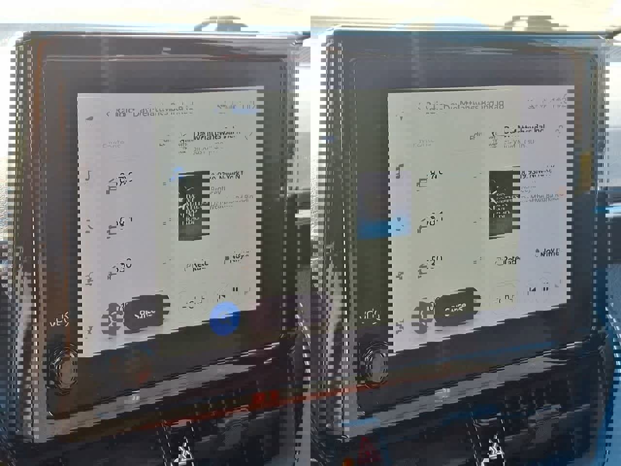 Used 2023 Toyota Corolla SE image 20