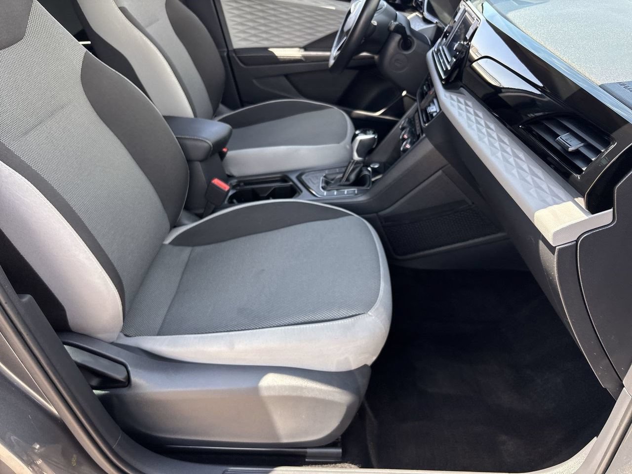 Certified 2024 Volkswagen Taos S FWD image 9