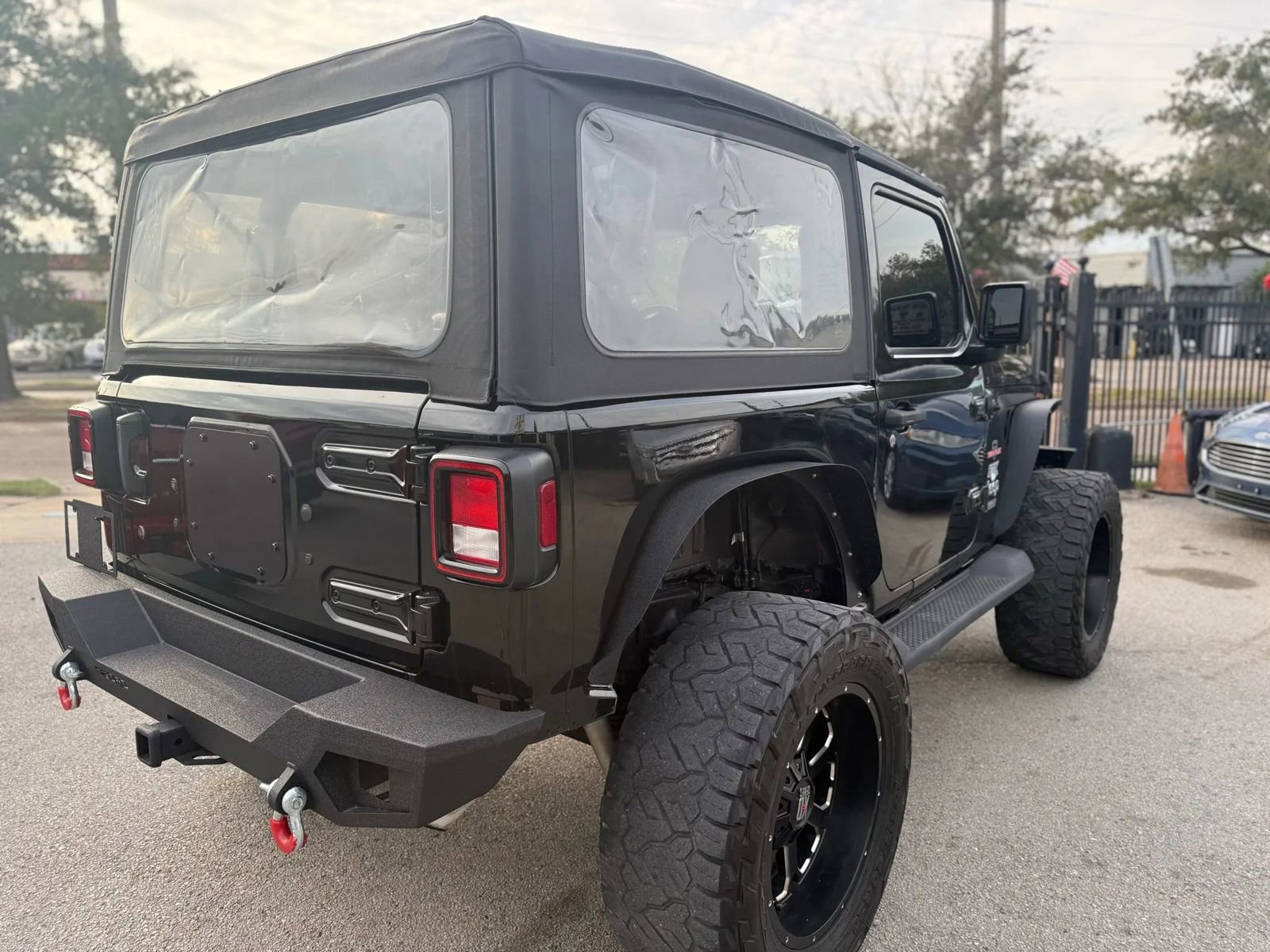 Used 2019 Jeep Wrangler Sport image 22