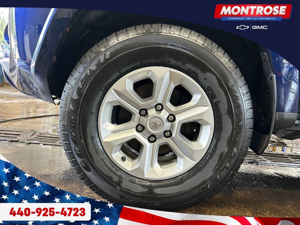 Used 2022 Toyota 4Runner SR5 Premium AWD/4WD image 33
