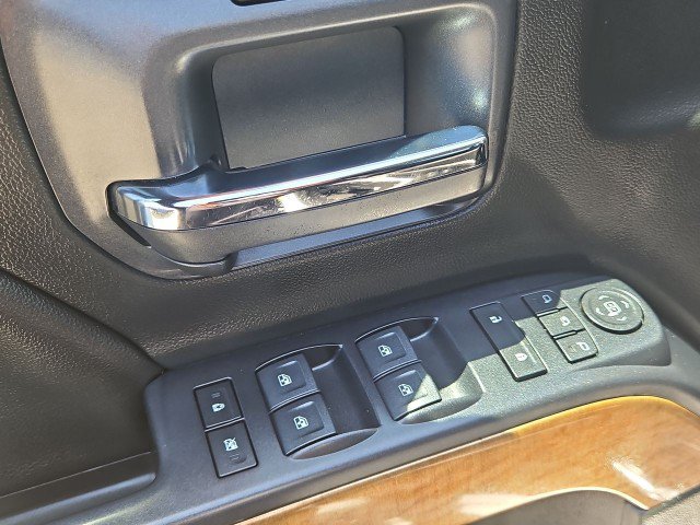Used 2018 Chevrolet Silverado 2500 LTZ w/ Duramax Plus Package RWD image 22