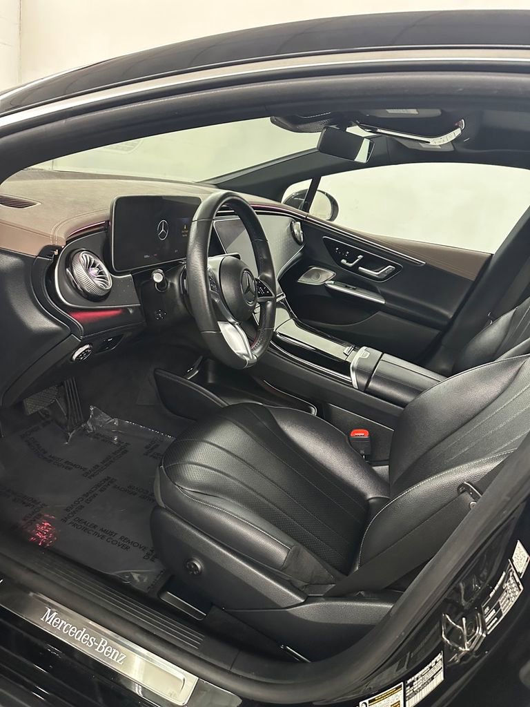 Used 2024 Mercedes-Benz EQE 350+ 4MATIC Sedan w/ Driver Assistance Package image 10