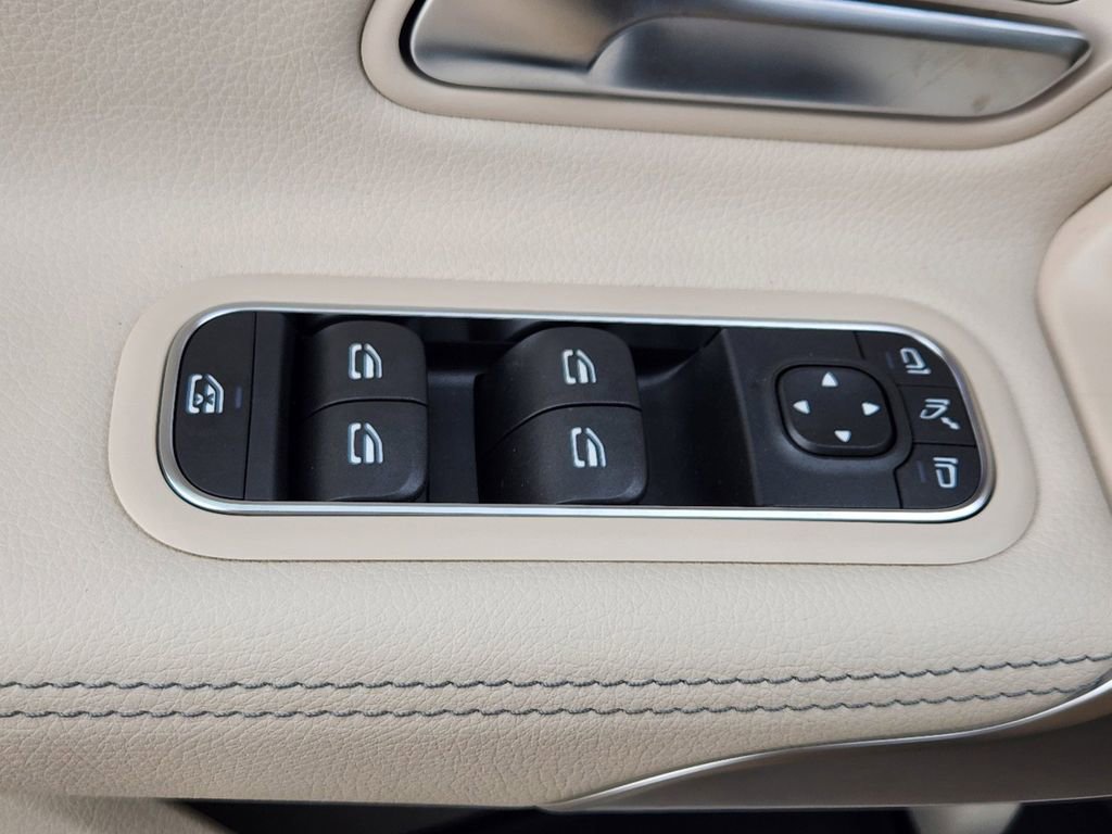 New 2025 Mercedes-Benz CLA 250 4MATIC image 9