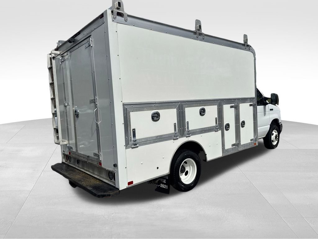 Used 2021 Ford E-350 and Econoline 350 Super Duty w/ Power Windows & Locks Group RWD image 5