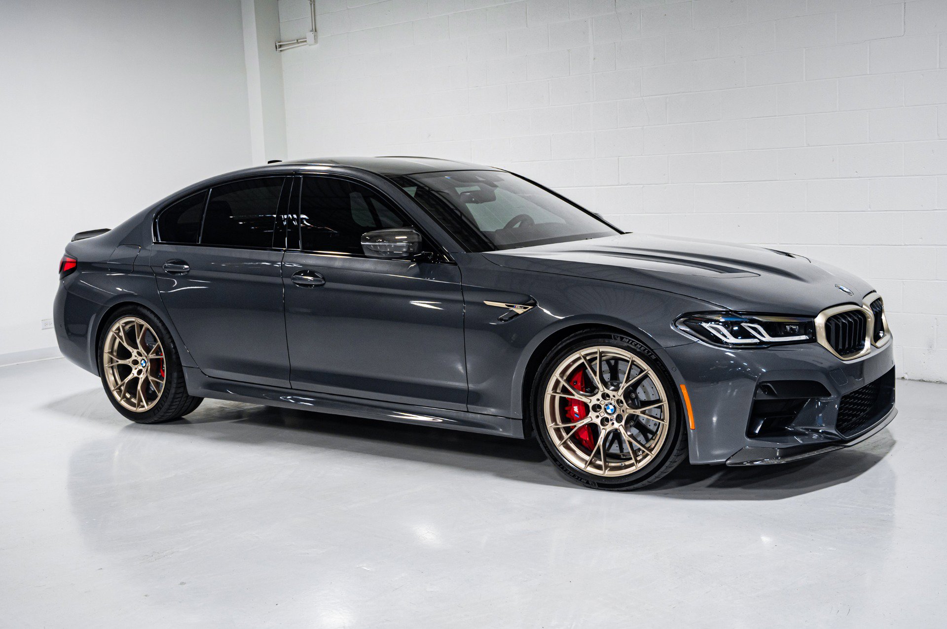 Used 2022 BMW M5 CS AWD/4WD image 1