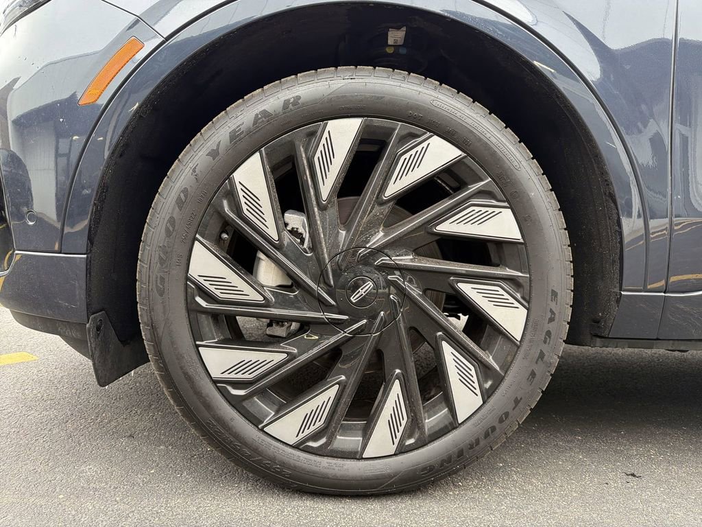 Used 2024 Lincoln Nautilus Black Label w/ Jet Appearance Package (87T) AWD/4WD image 19