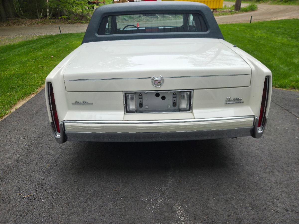 Used 1990 Cadillac De Ville Coupe FWD image 7