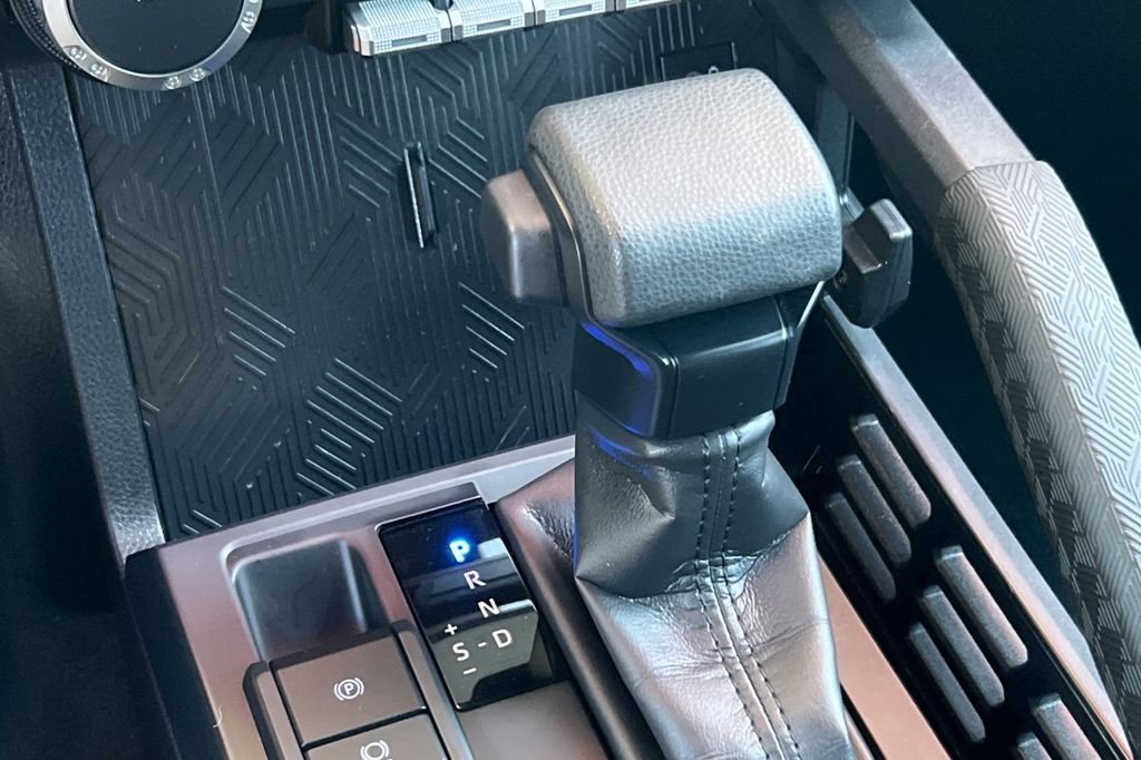 Certified 2025 Toyota Tacoma SR5 image 24