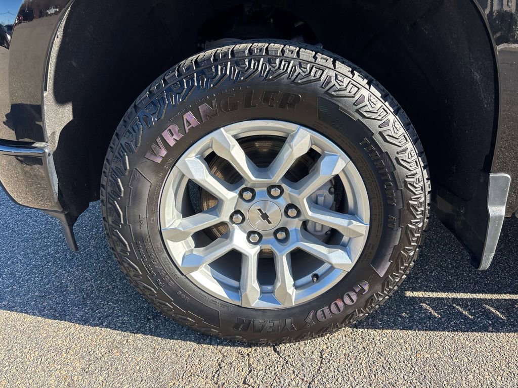 Used 2023 Chevrolet Silverado 1500 RST w/ Z71 Off-Road Package image 29