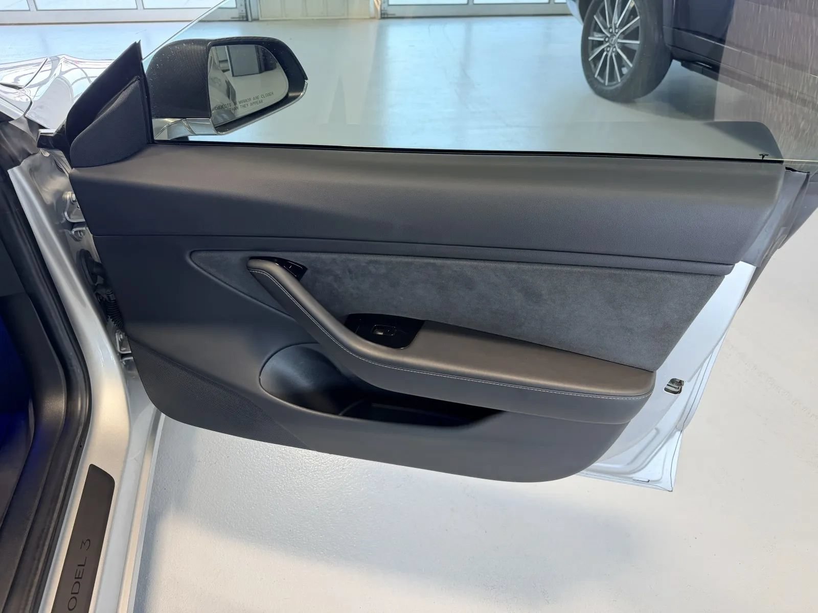 Used 2018 Tesla Model 3 Performance AWD/4WD image 25