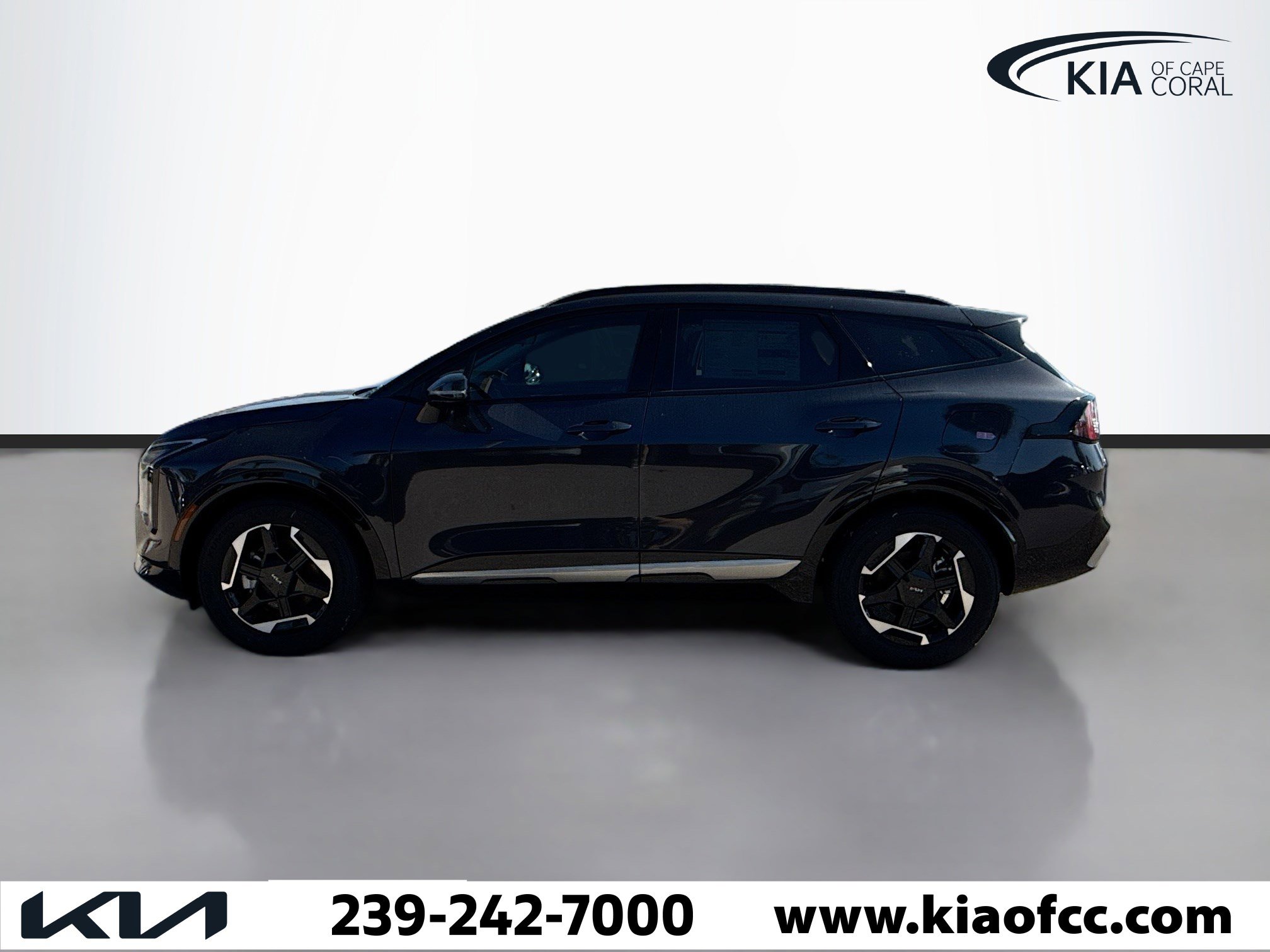 New 2026 Kia Sportage SX image 3