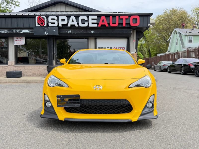 Used 2015 Scion FR-S Release Series 1.0 RWD image 2