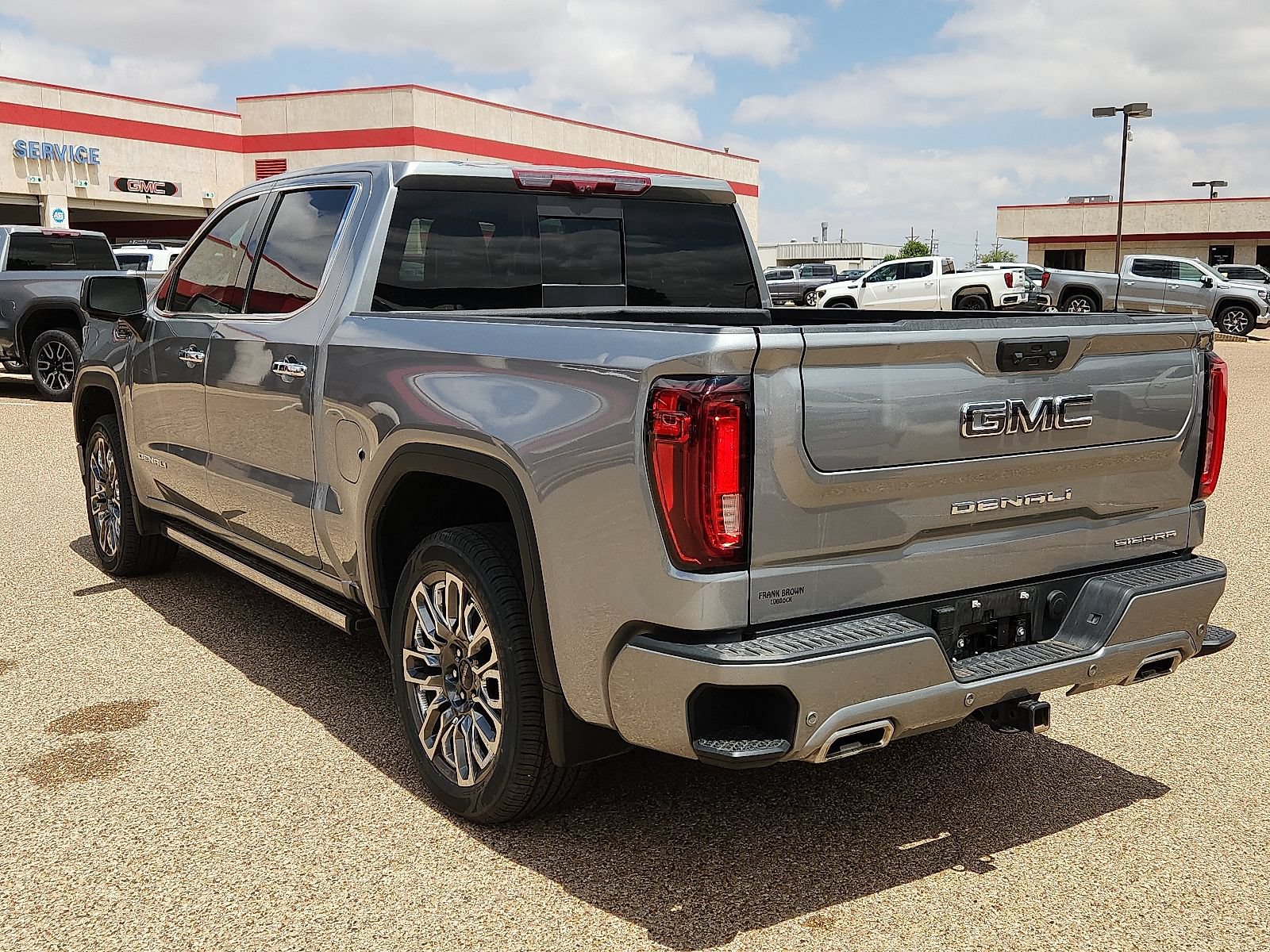 Used 2024 GMC Sierra 1500 Denali Ultimate AWD/4WD image 3