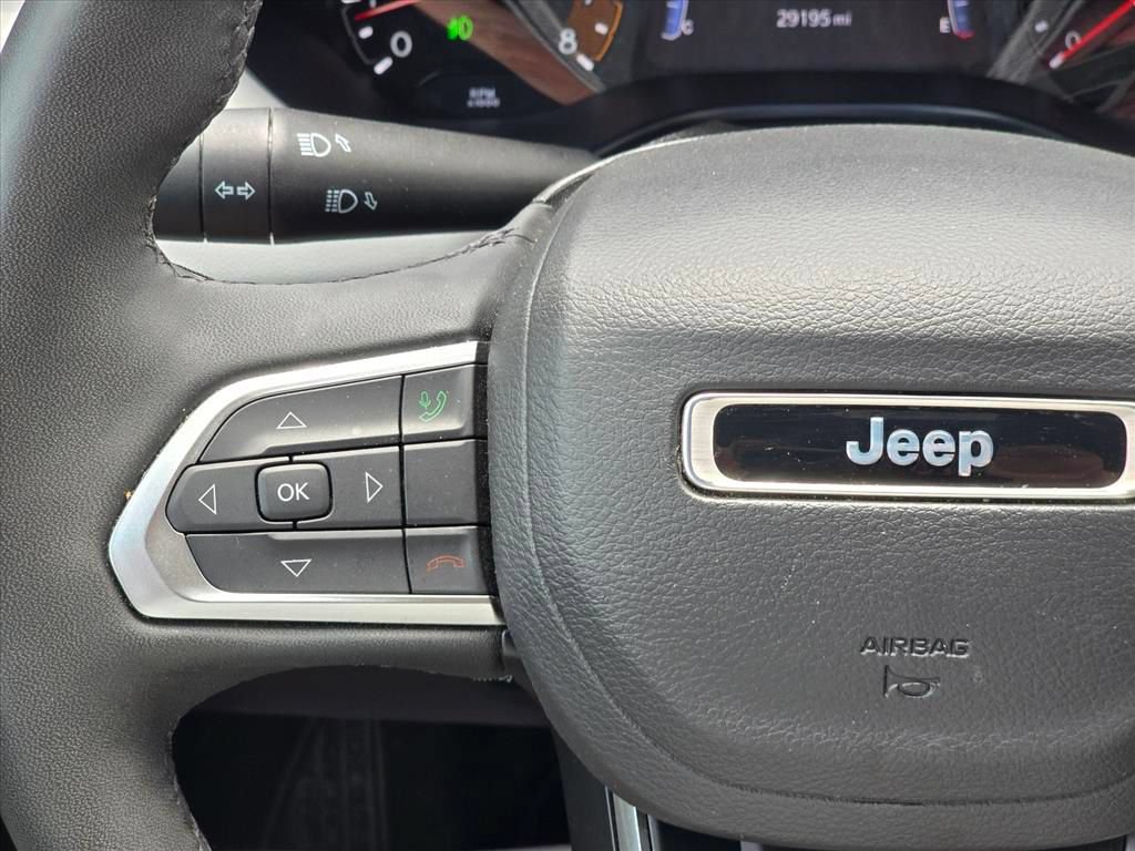 Used 2025 Jeep Compass Limited AWD/4WD image 14