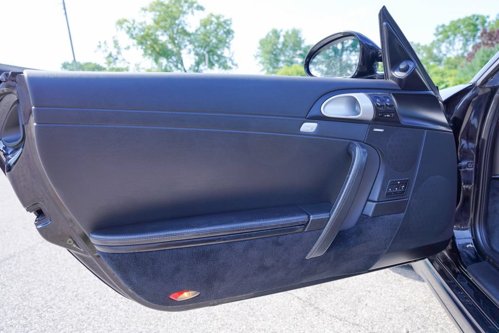 Used 2010 Porsche 911 Carrera 4S AWD/4WD image 16