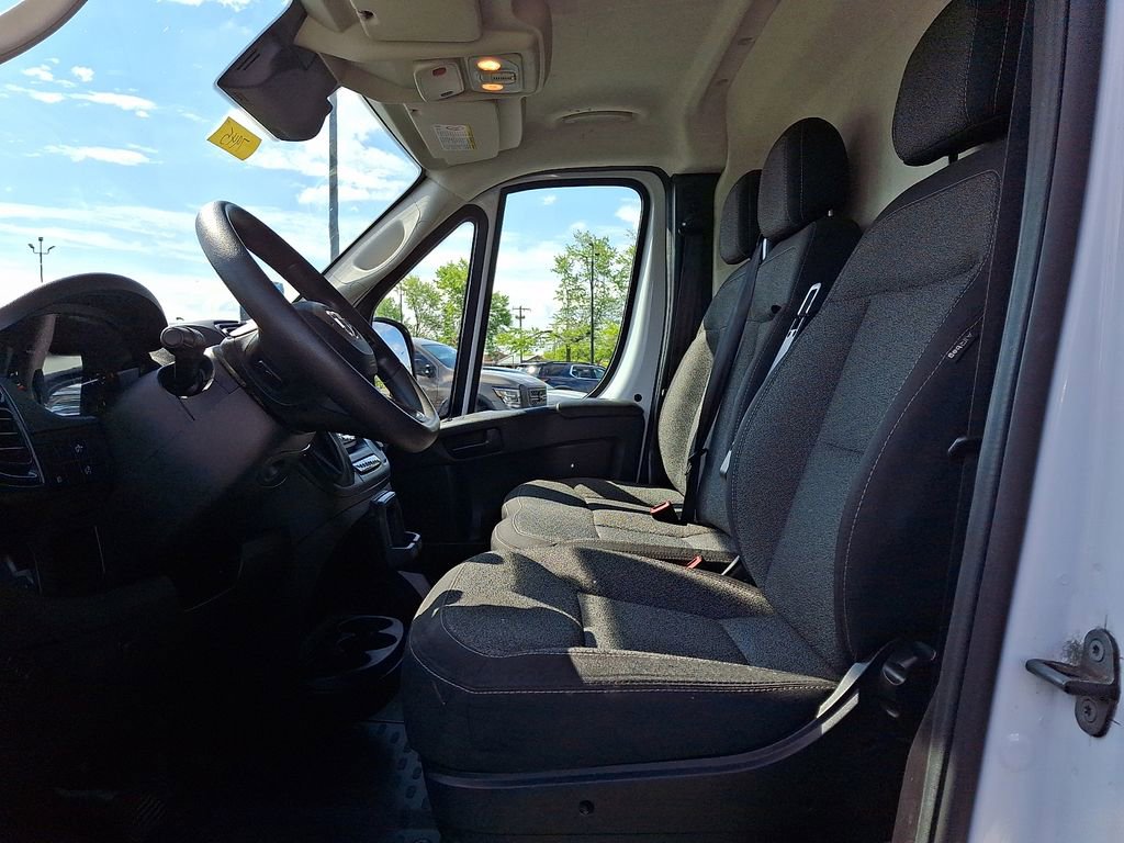 Used 2023 RAM ProMaster 2500 w/ Convenience Group FWD image 13