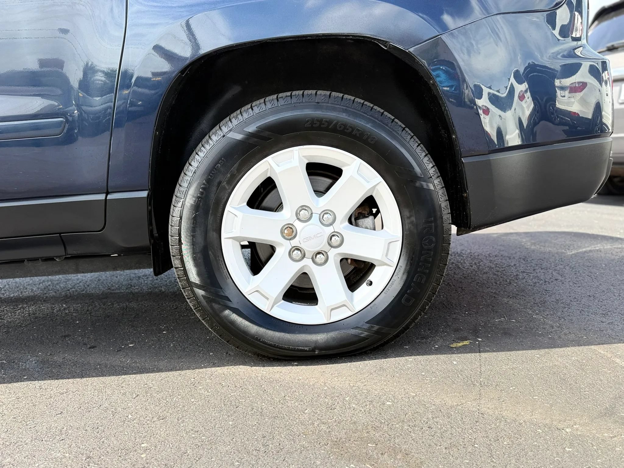 Used 2015 GMC Acadia SLE AWD/4WD image 37