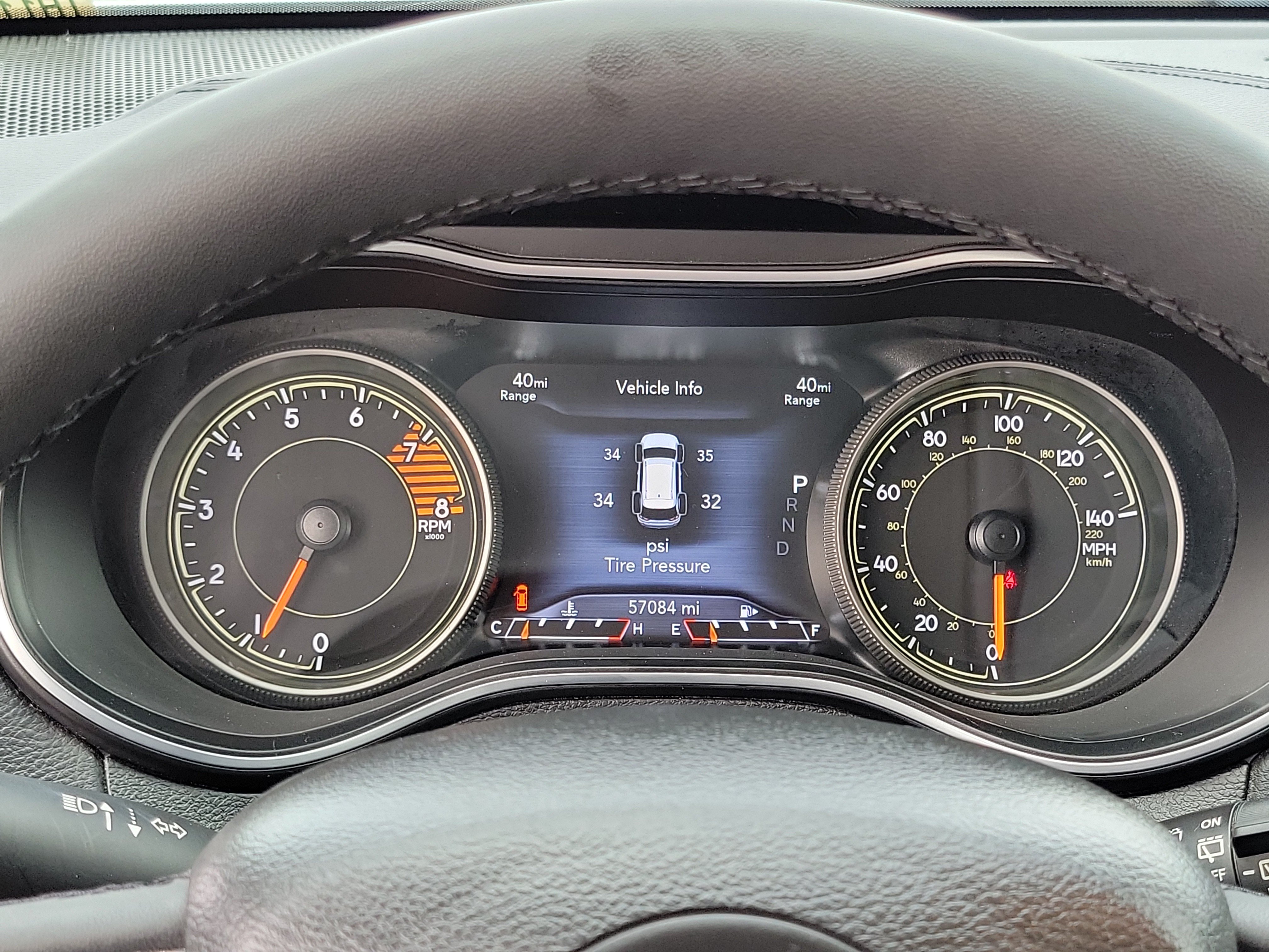 Used 2021 Jeep Cherokee Latitude Lux w/ Comfort/Convenience Group FWD image 11