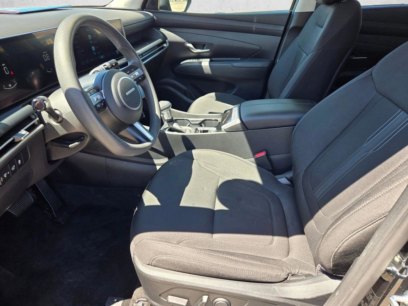 Used 2025 Hyundai Tucson SEL FWD image 15