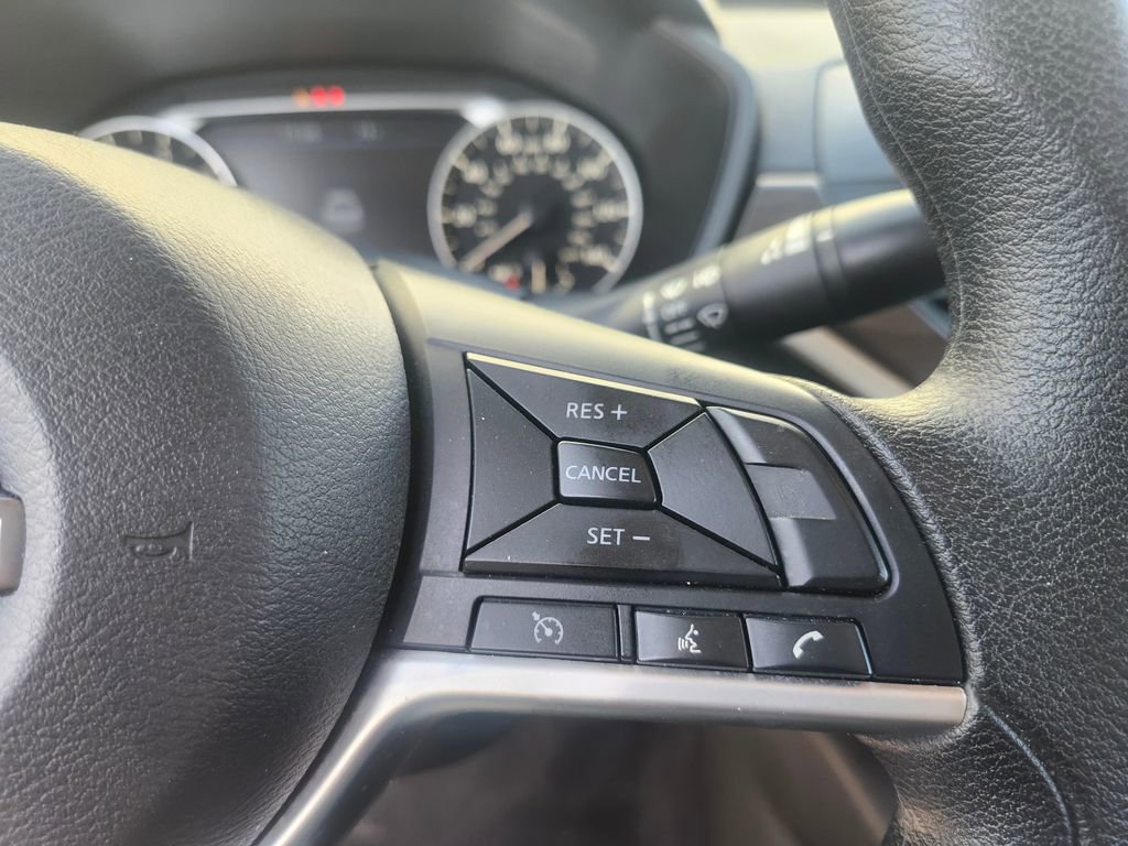 Used 2024 Nissan Altima 2.5 SV image 12