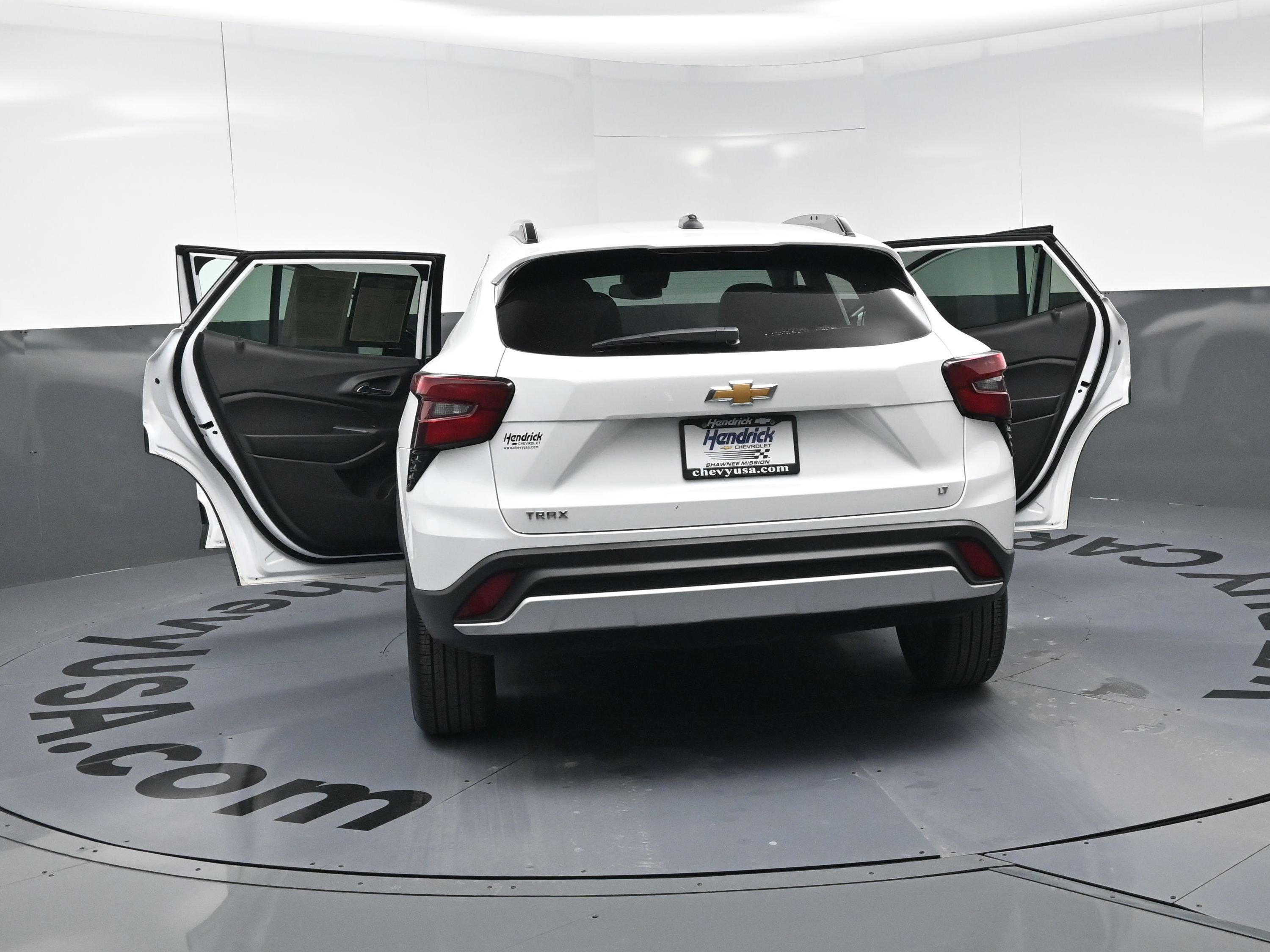 Used 2025 Chevrolet Trax LT w/ Driver Confidence Package image 26