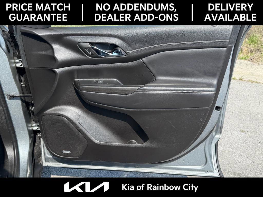 Used 2023 GMC Acadia SLT image 24