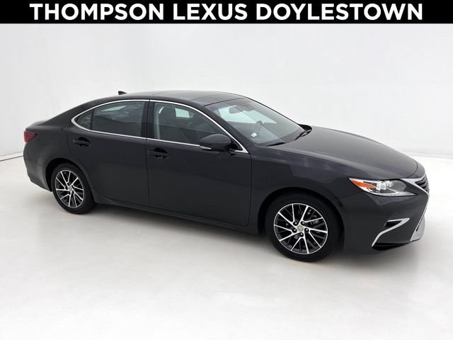 Used 2017 Lexus ES 350 w/ Luxury Package