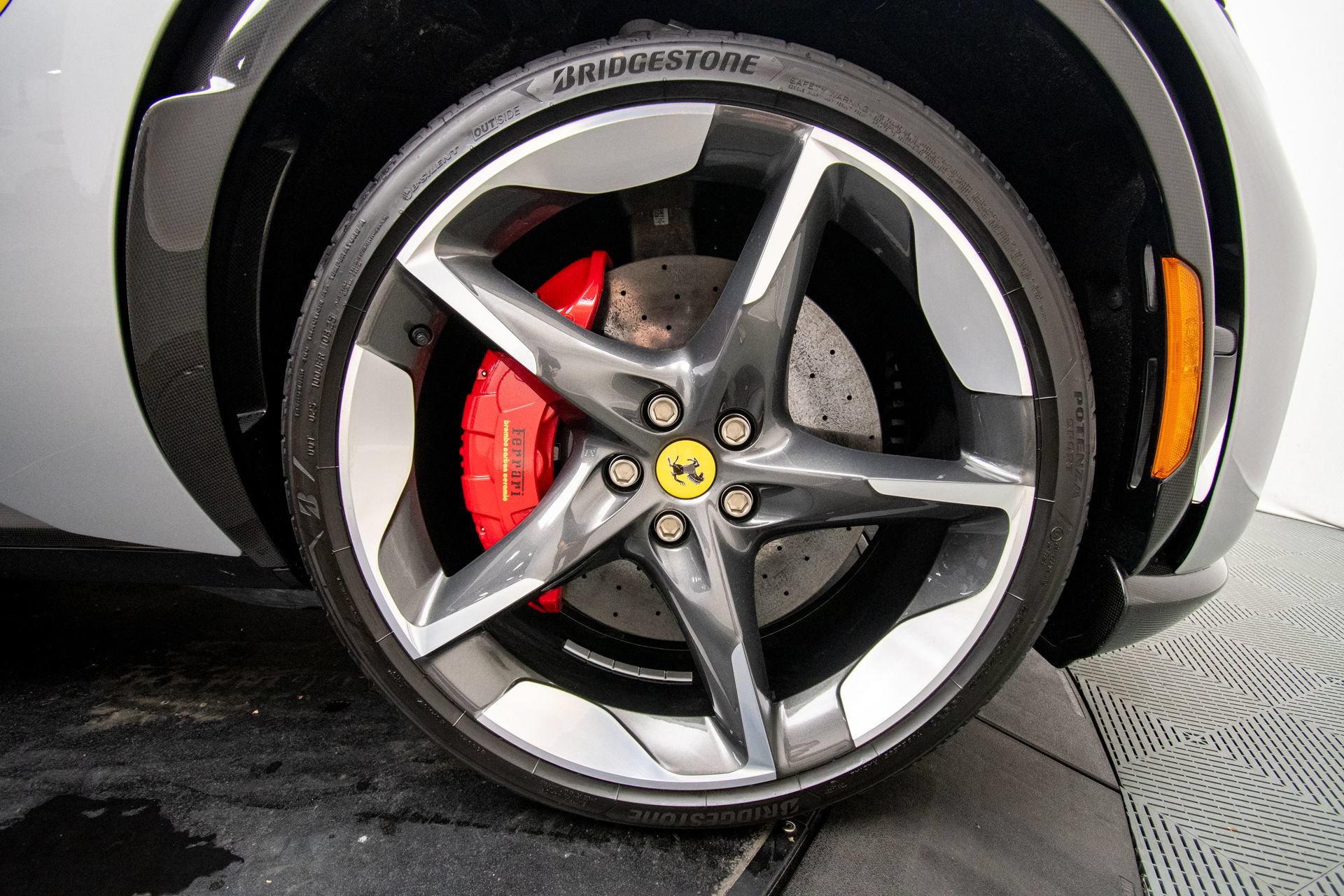 Used 2025 Ferrari Purosangue AWD/4WD image 41