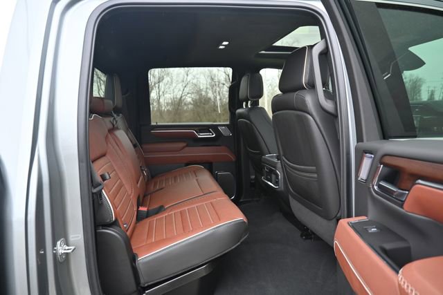 Used 2025 GMC Sierra 2500 Denali Ultimate image 21