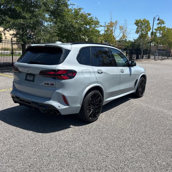 Used 2024 BMW X5 M Competition w/ Executive Package AWD/4WD image 3