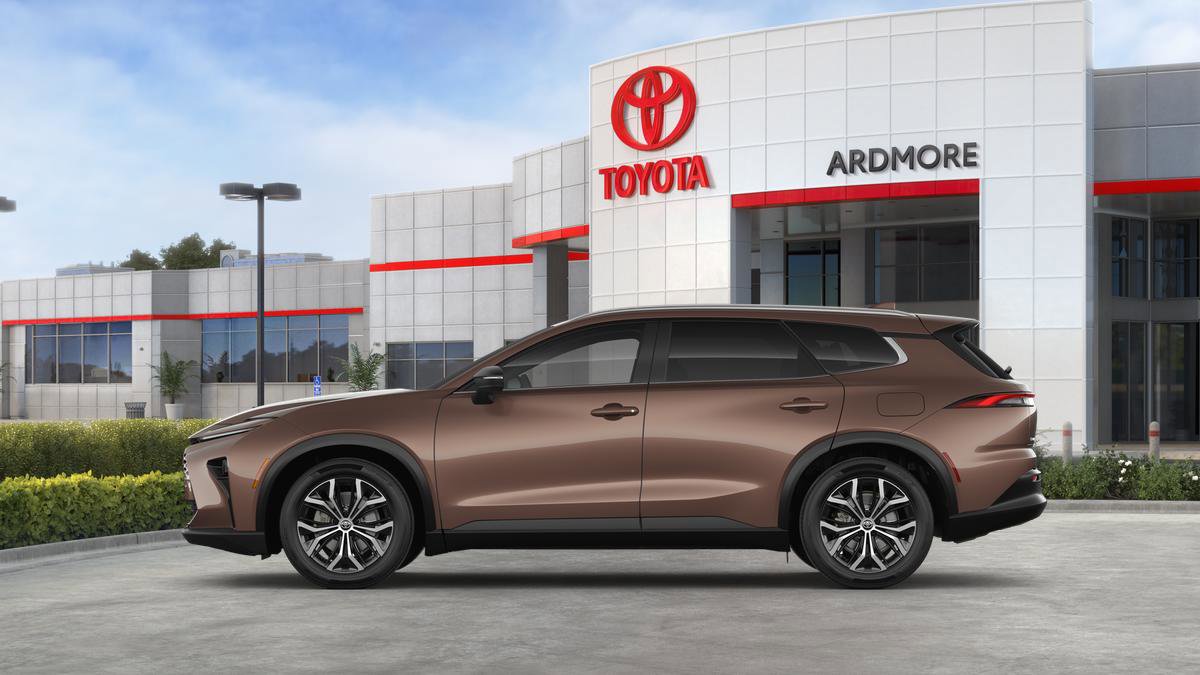 New 2025 Toyota Crown Signia image 23