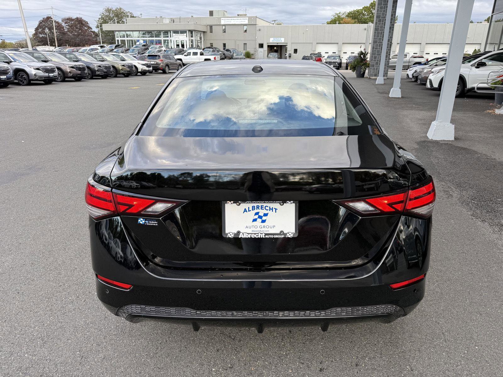 Used 2021 Nissan Sentra SV image 4