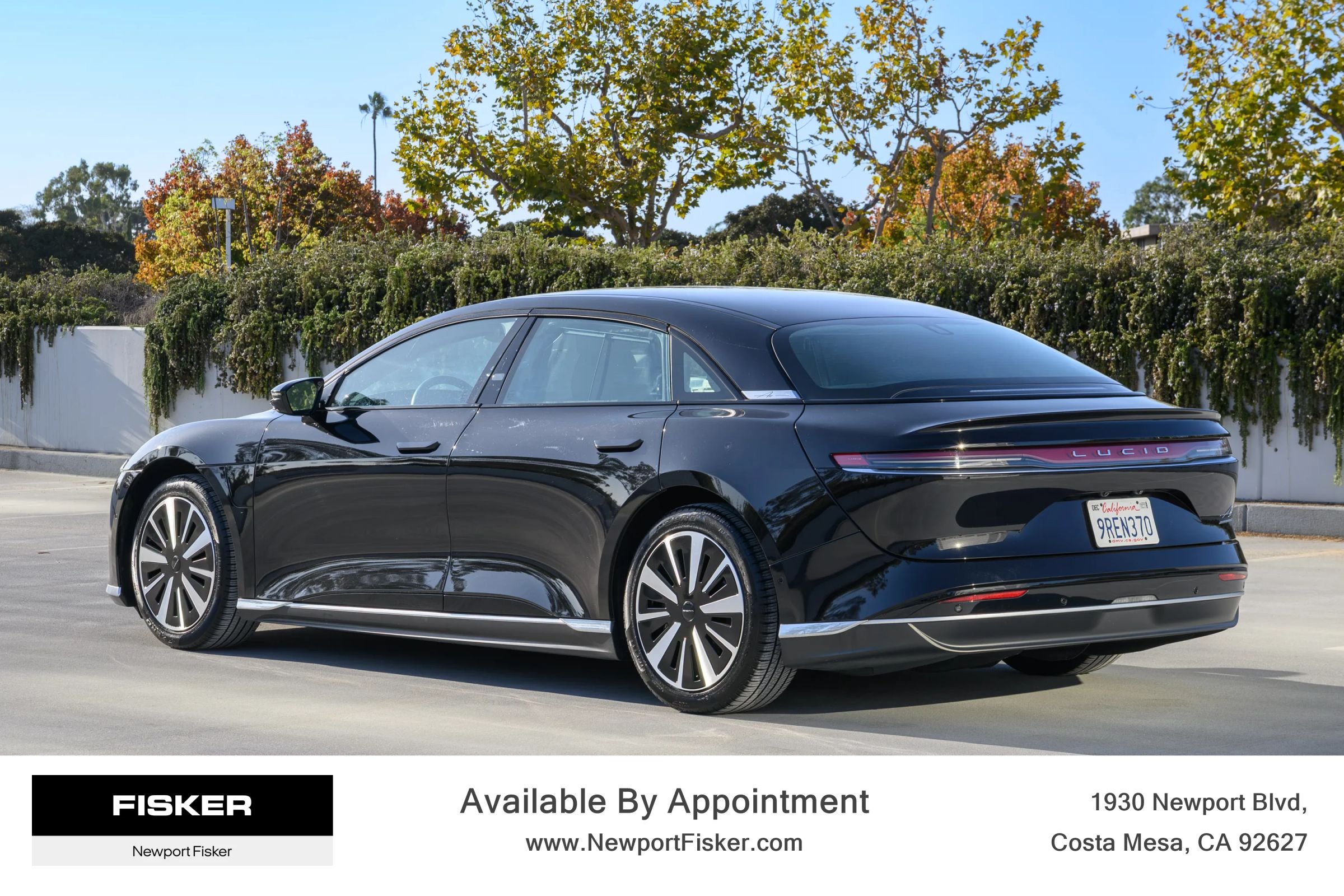 Used 2025 Lucid Air Touring AWD/4WD image 4