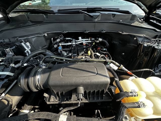 Certified 2023 Ford Explorer XLT w/ Equipment Group 202A AWD/4WD image 32