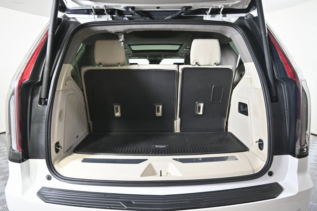 Used 2022 Cadillac Escalade Sport Platinum image 18