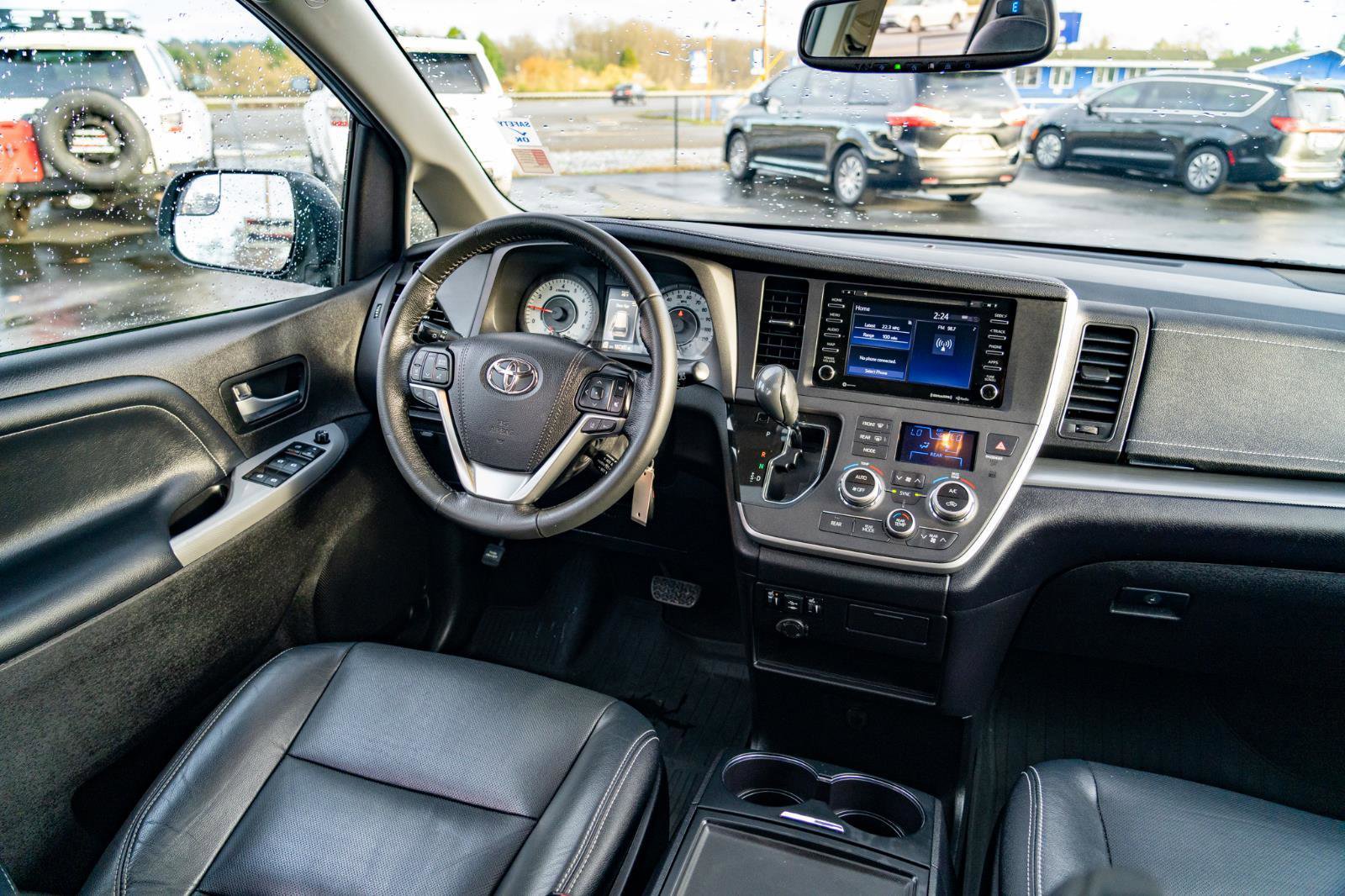 Used 2020 Toyota Sienna SE AWD/4WD image 24