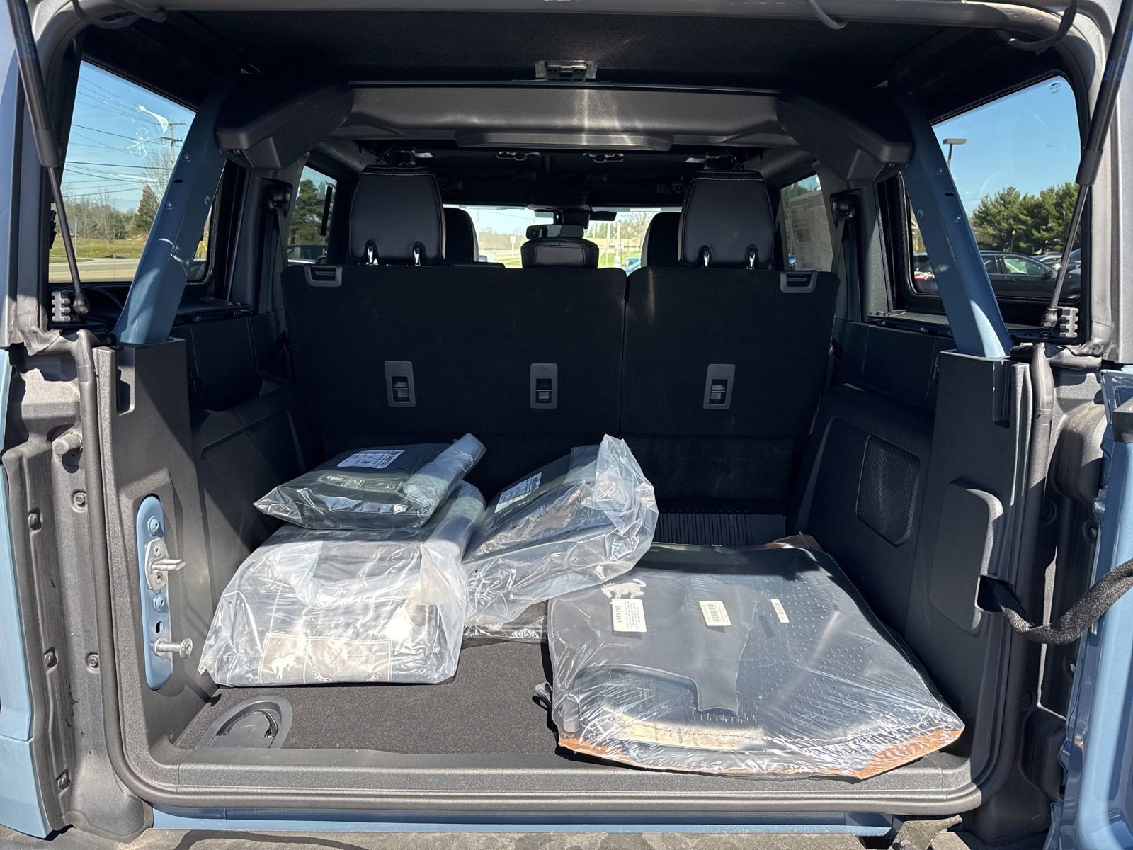 New 2025 Ford Bronco Outer Banks w/ Sasquatch Package AWD/4WD image 38