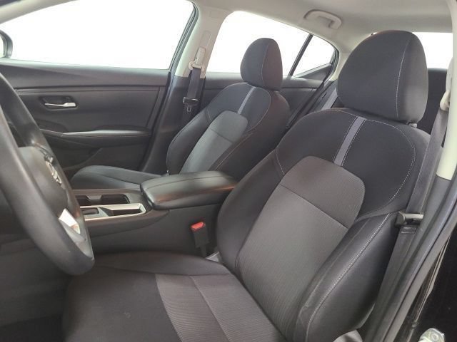 Used 2024 Nissan Sentra SV FWD image 17