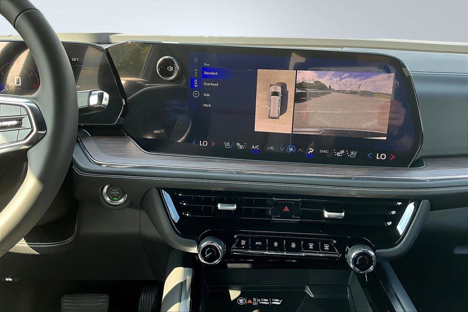 New 2025 Chevrolet Suburban Premier image 6