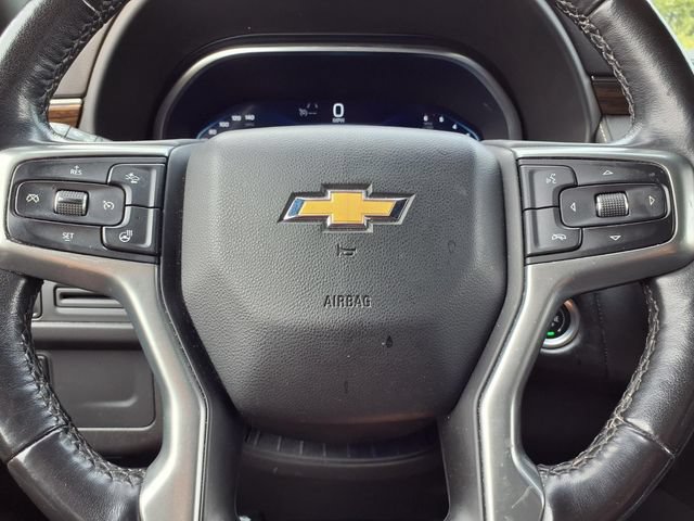 Used 2022 Chevrolet Suburban Premier AWD/4WD image 16