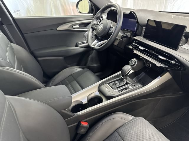 Used 2024 Alfa Romeo Tonale Ti AWD/4WD image 30