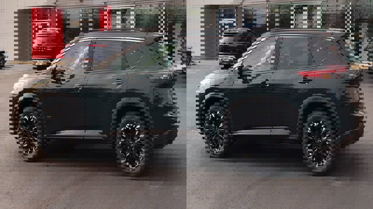 New 2026 Nissan Rogue Dark Armor image 5