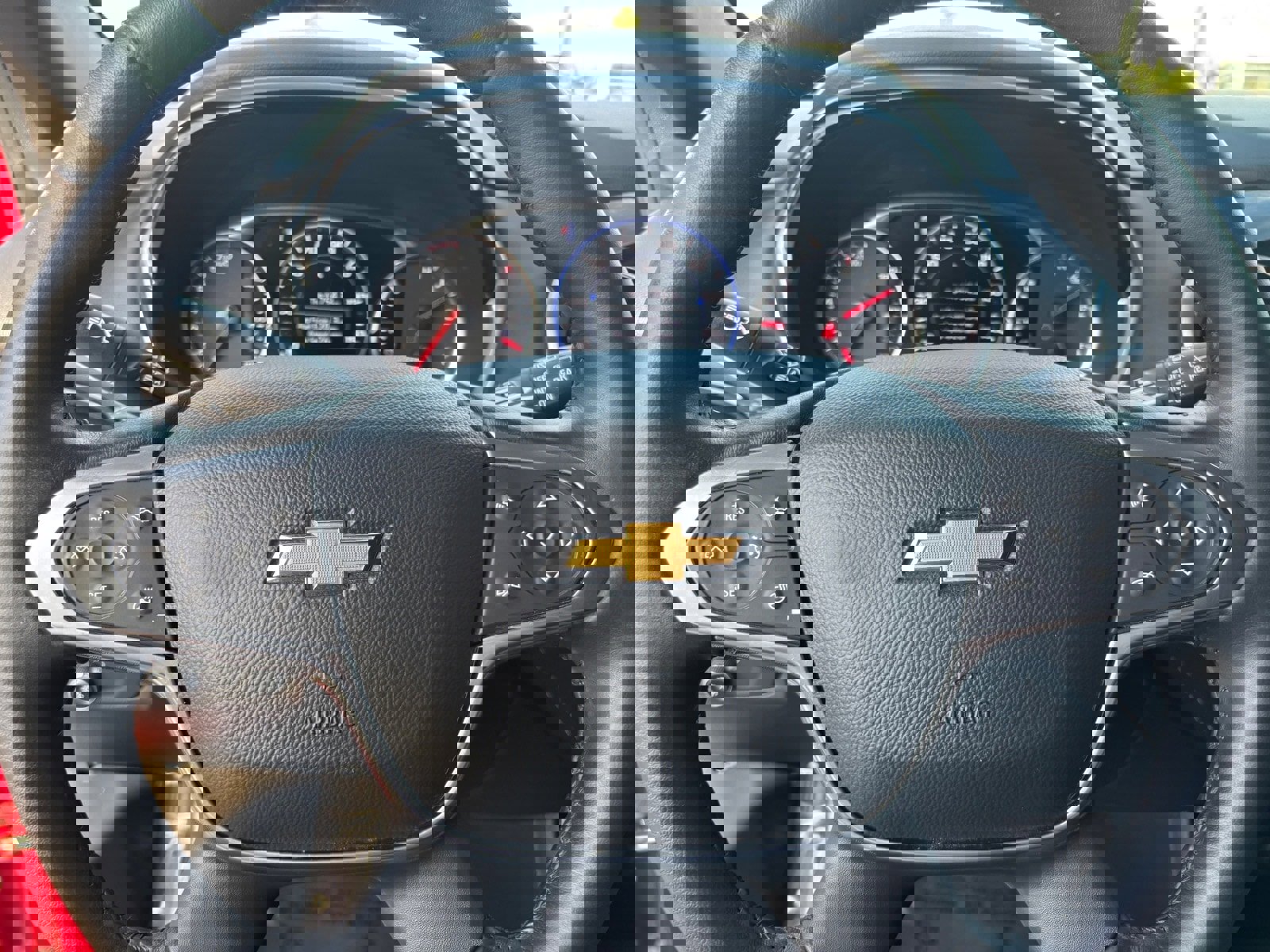 Used 2022 Chevrolet Traverse Premier w/ LPO, 'HIT The Road' Package image 29